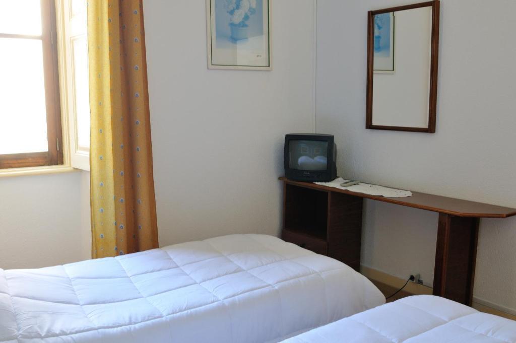 Hotel Residencial Moderna Figueira da Foz Habitación foto